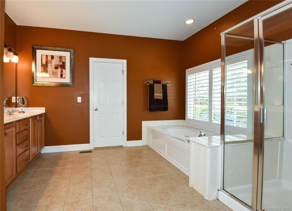 Lake Shore - Residential