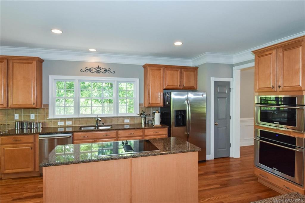 Lake Shore - Residential