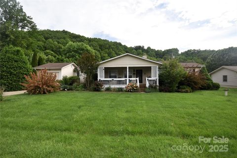 74 Sunflower Lane Waynesville NC 28785