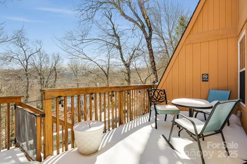A home in Beech Mountain