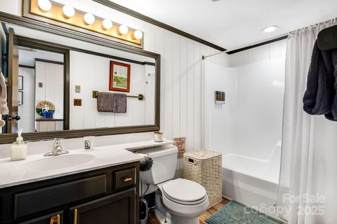 A home in Beech Mountain