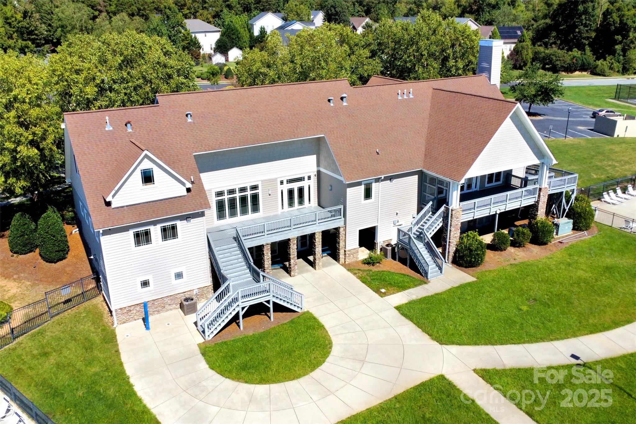 Moss Creek Village - Residential