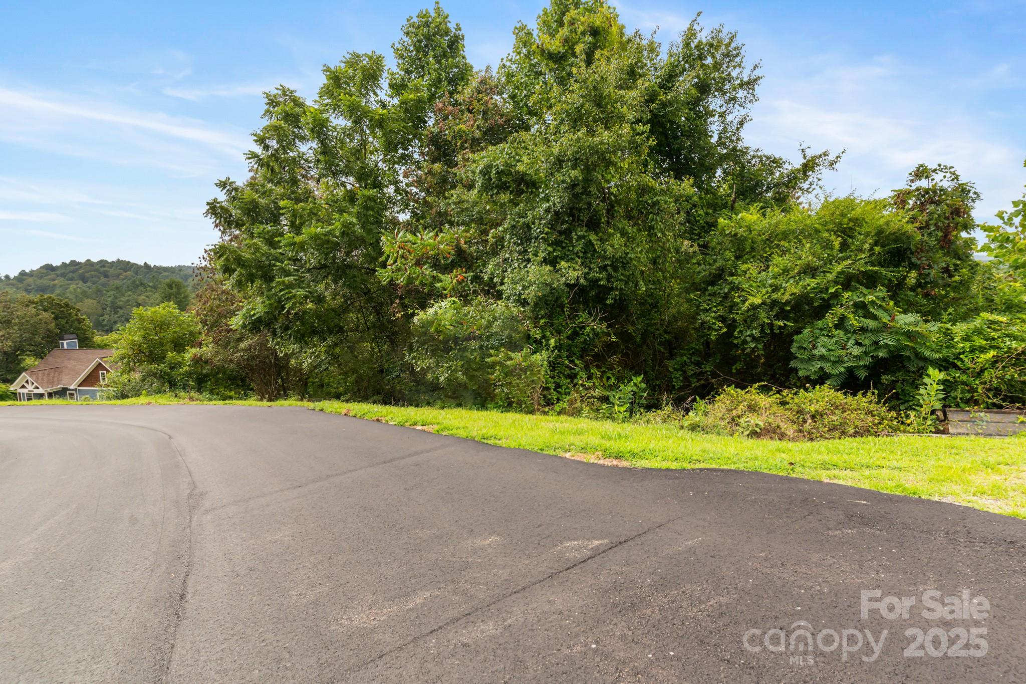 River Highlands at Madison Crs - Land