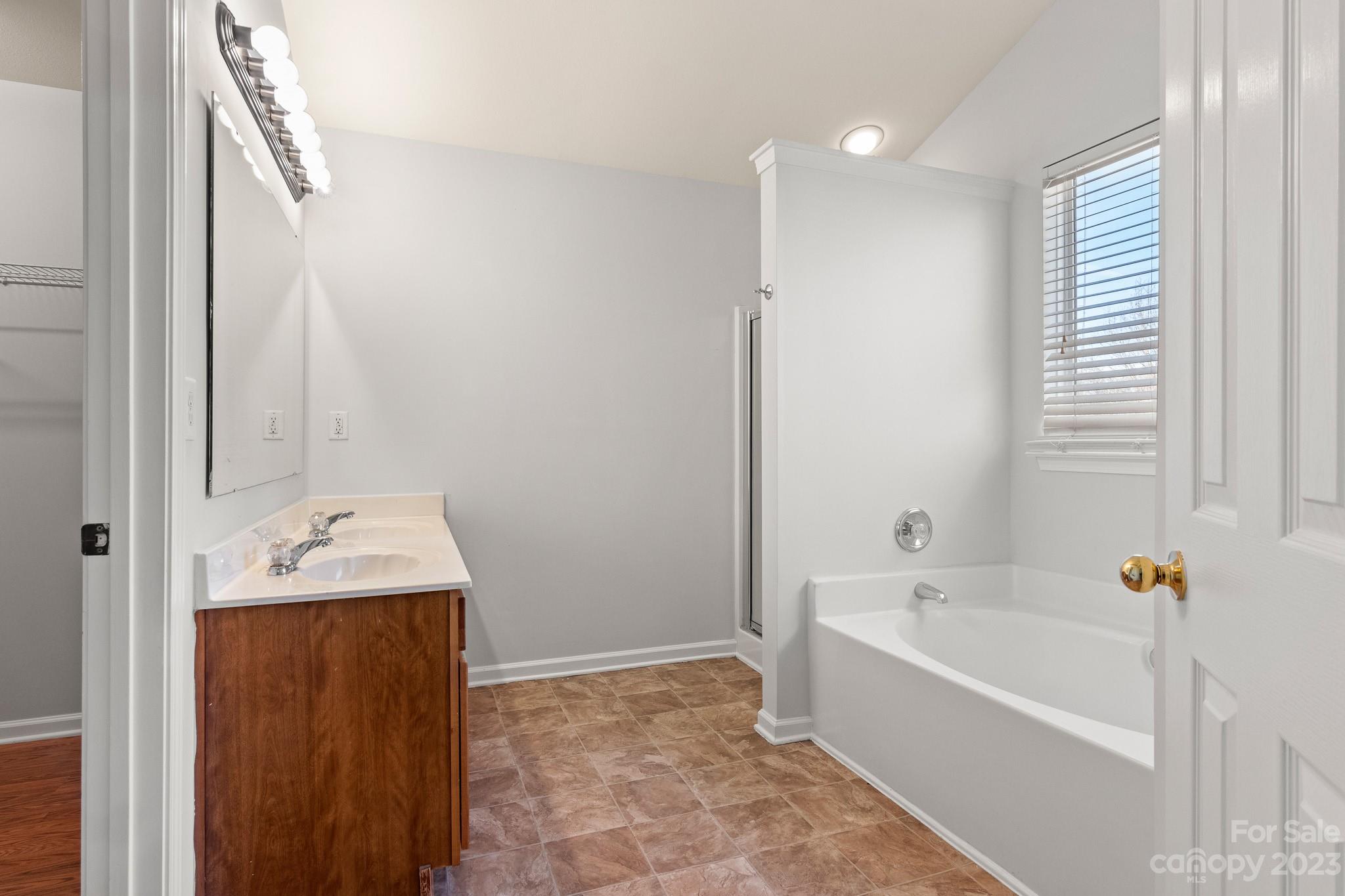 Keeneland - Residential