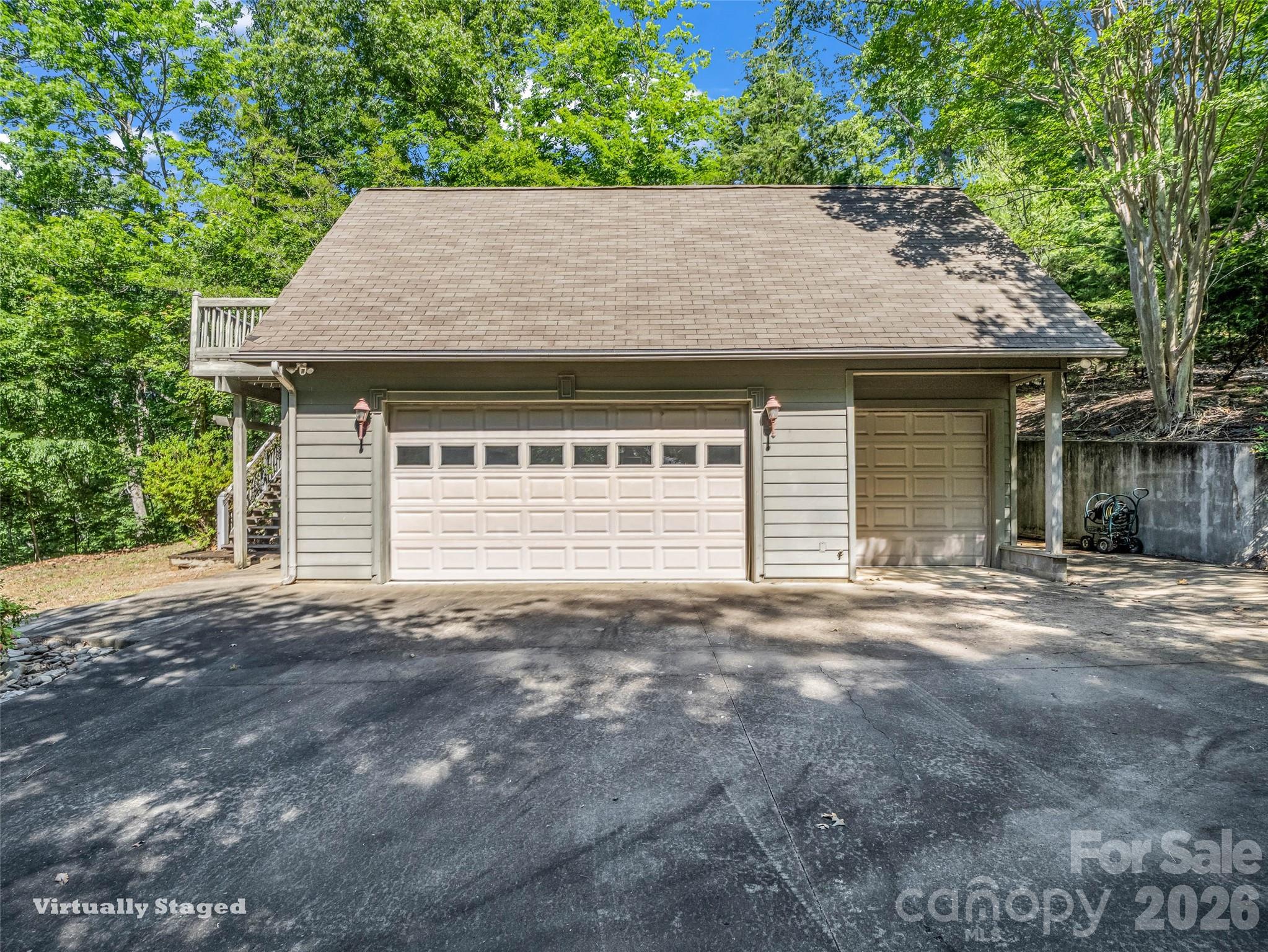 439 Youngs Mountain Drive