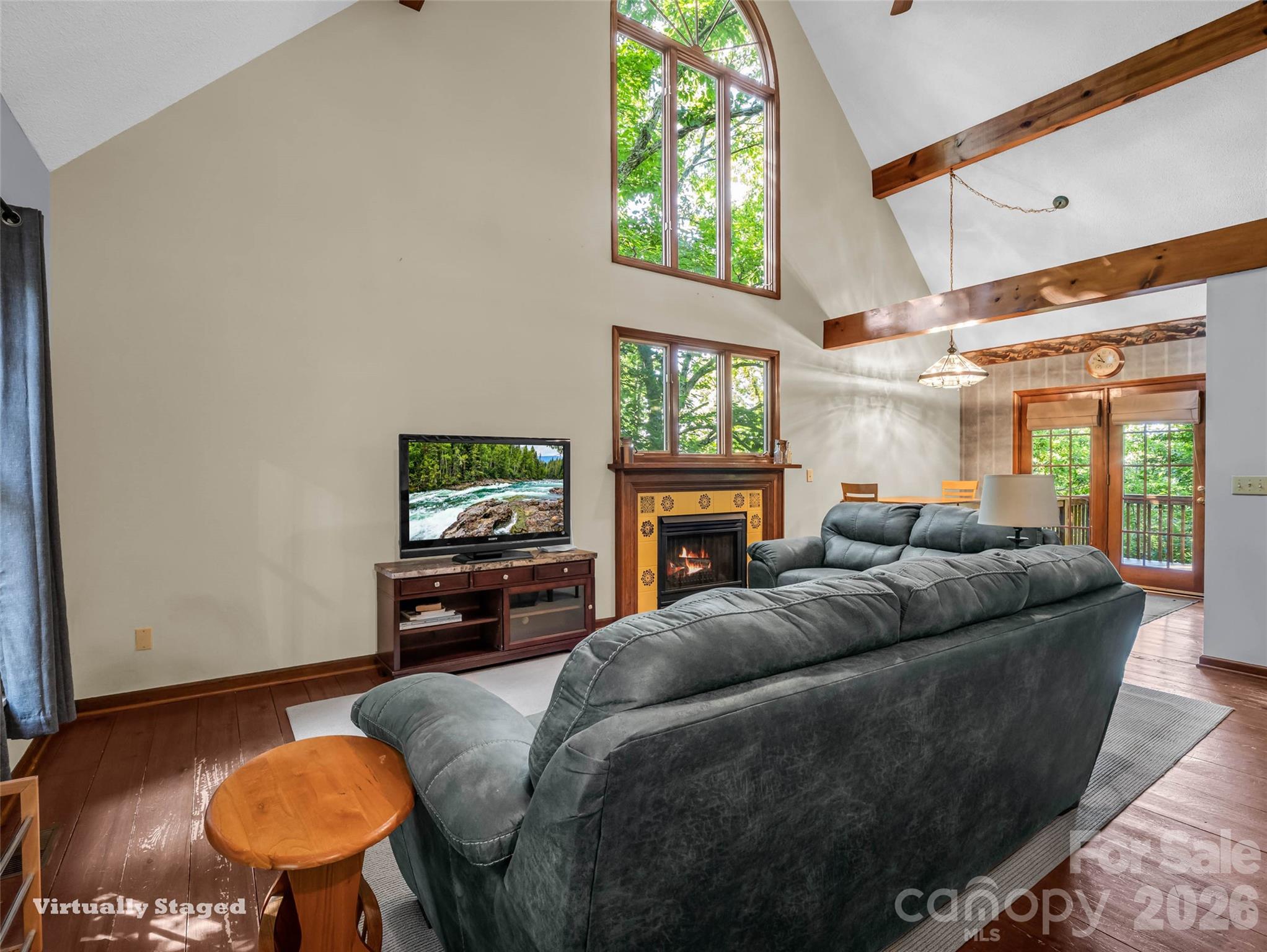 439 Youngs Mountain Drive