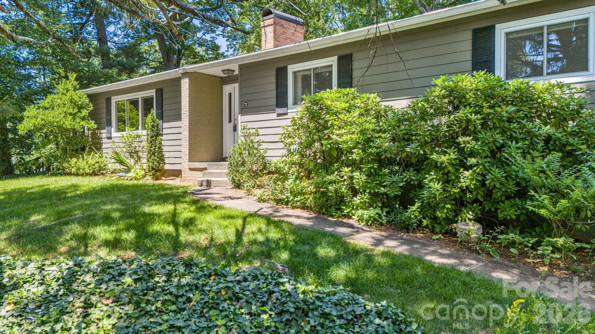 78 Grovewood Road