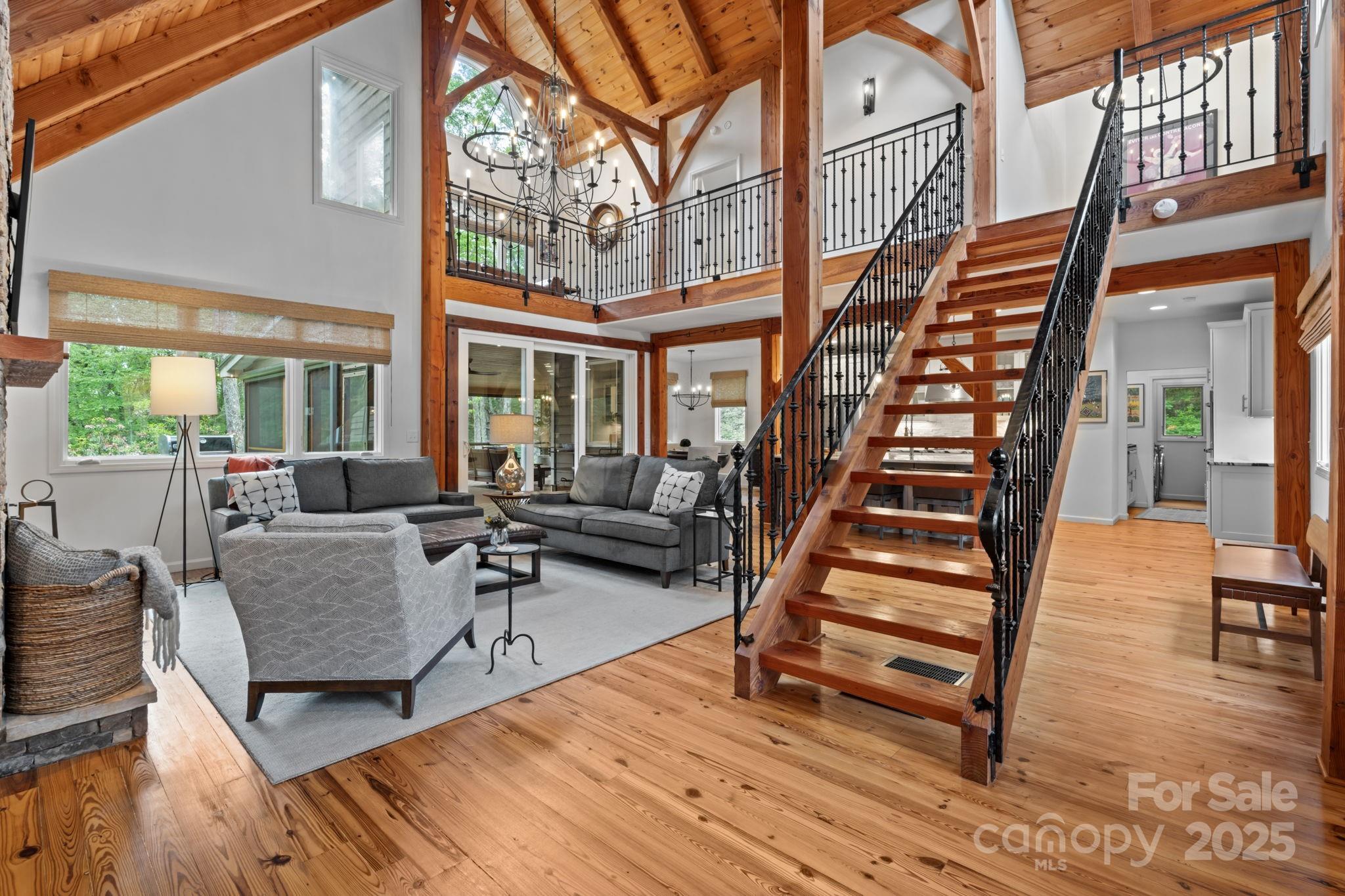 891 Crescent Trail 273