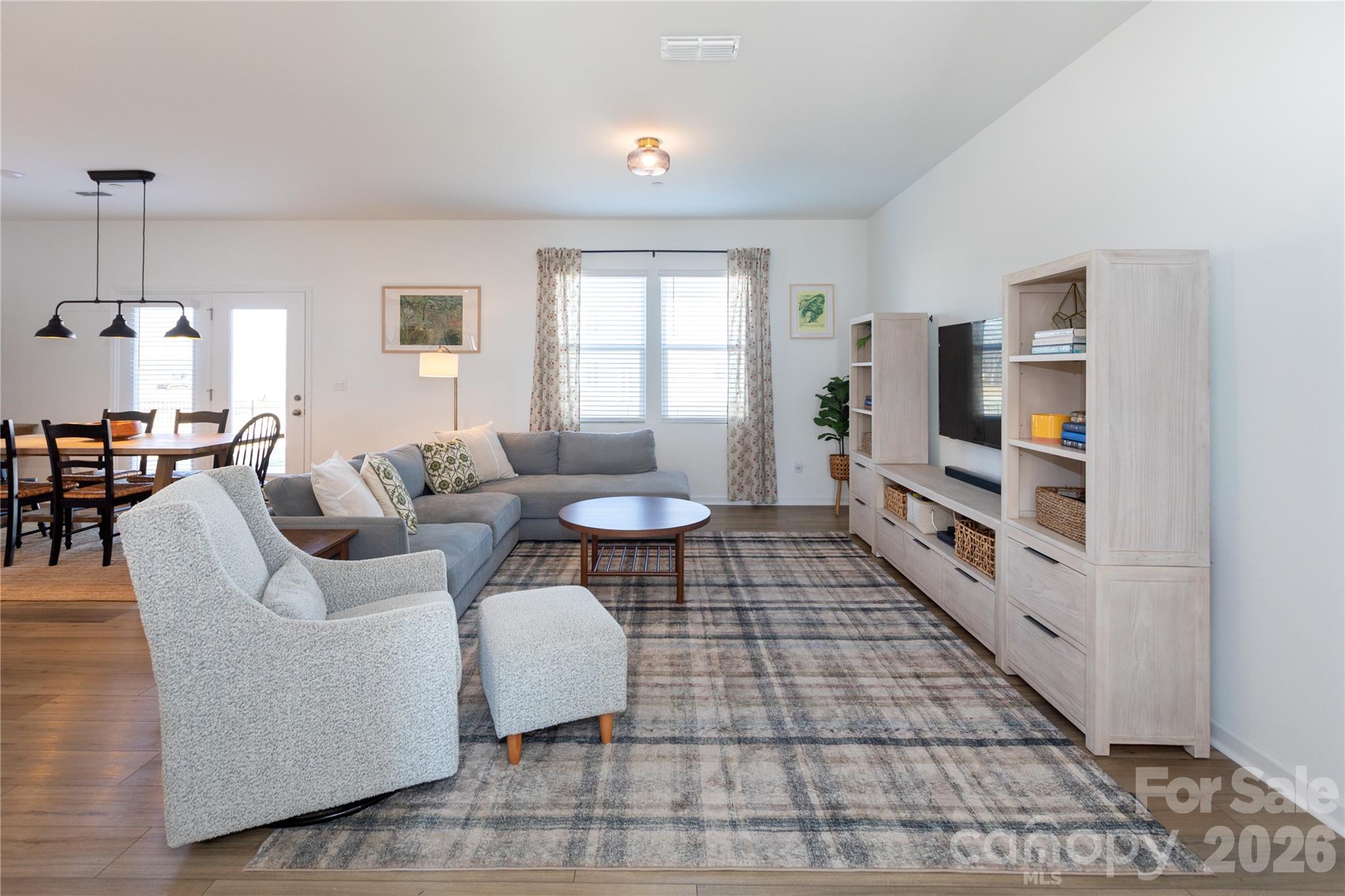 1283 Maple Shade Road SW