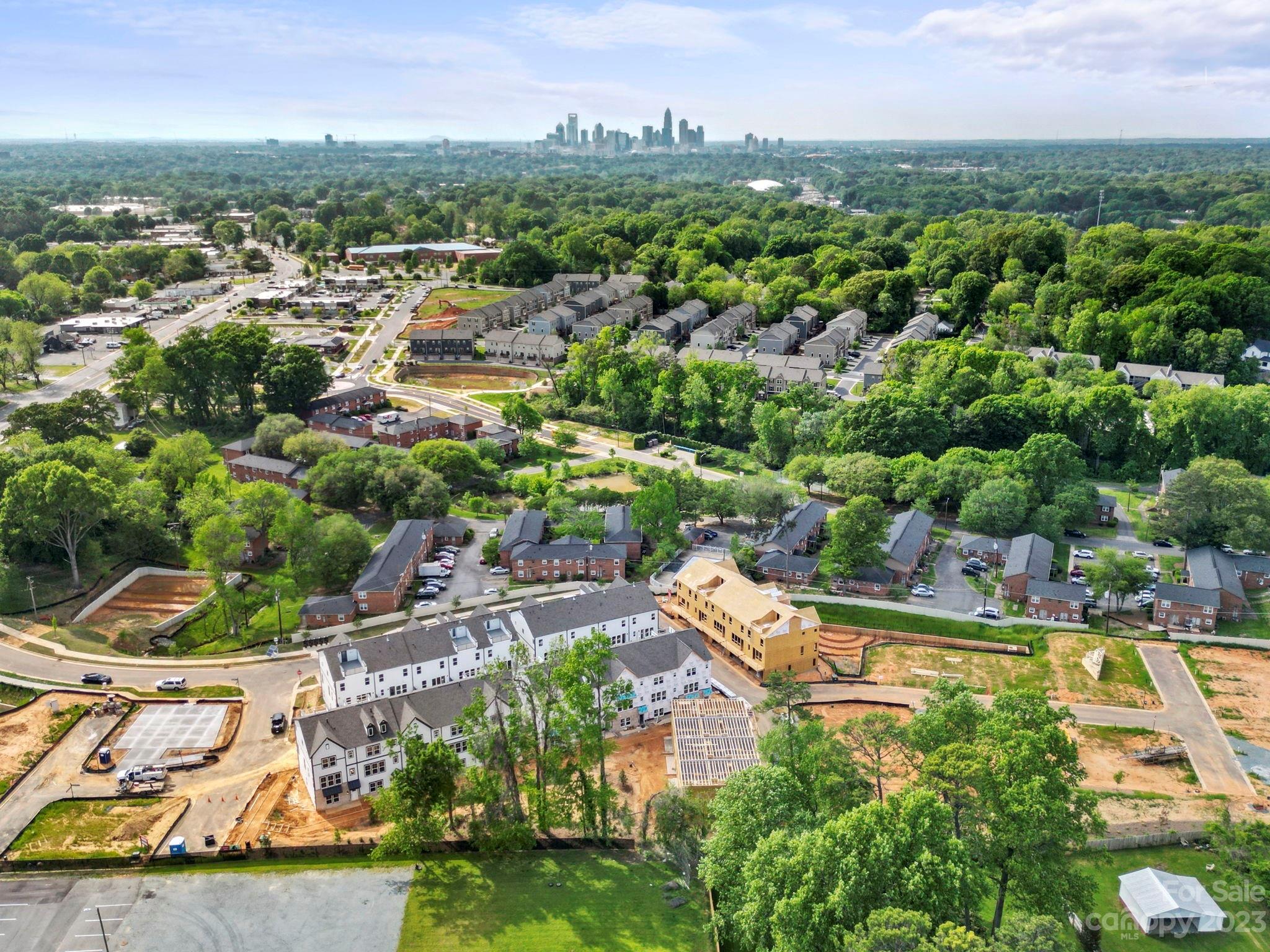 Hudson Oaks - Residential