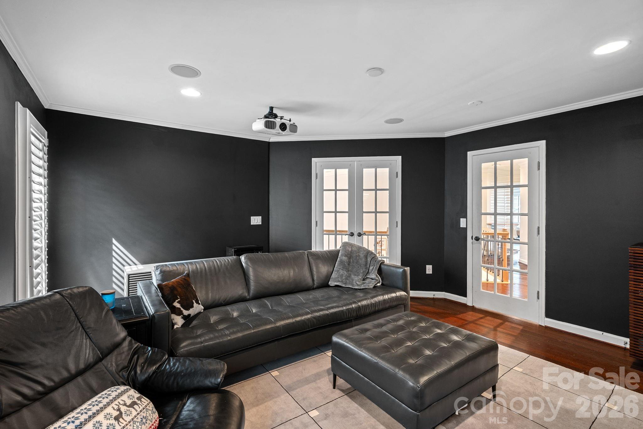 Pages Pond - Residential