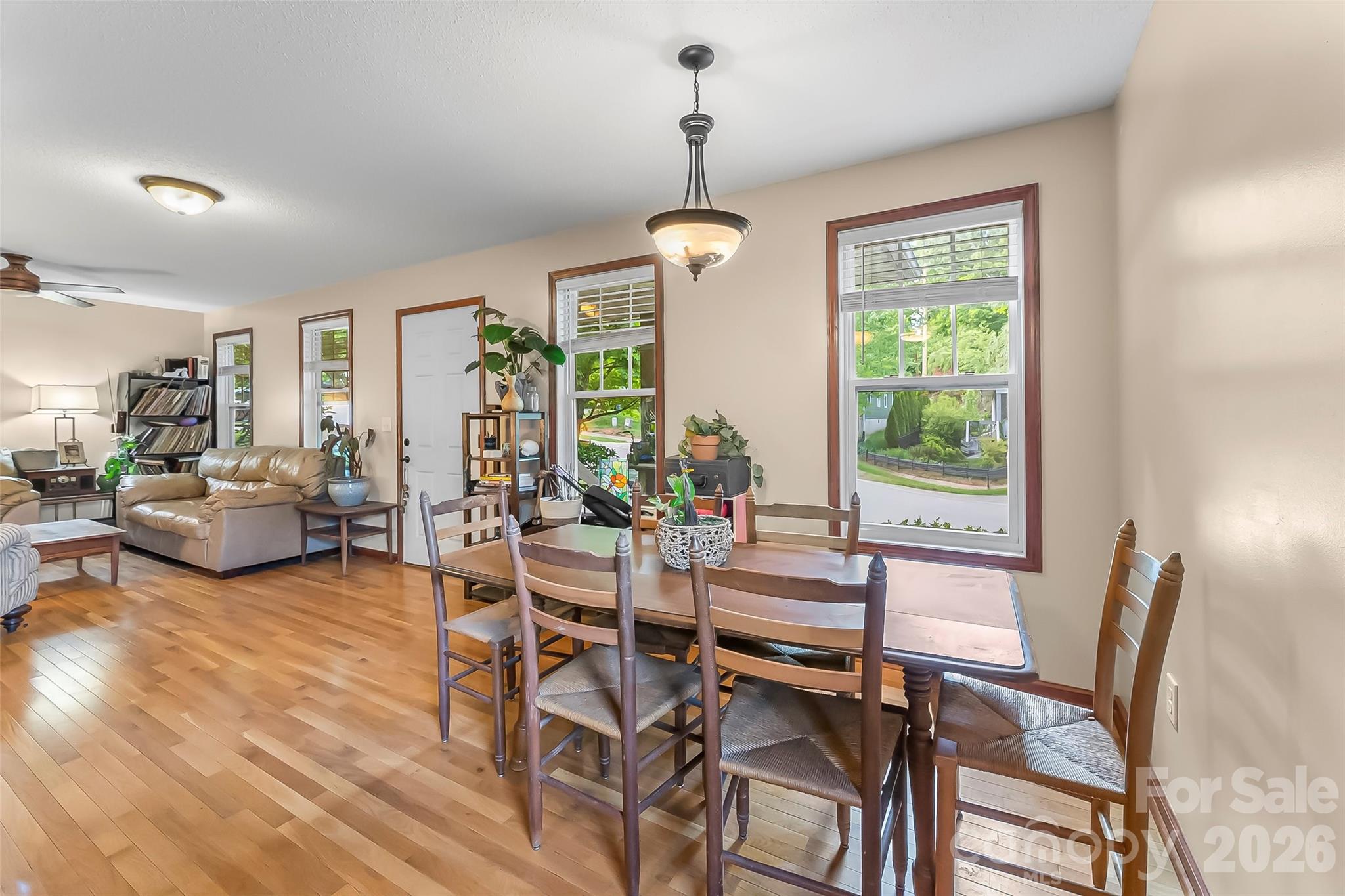 5 Springmill Drive