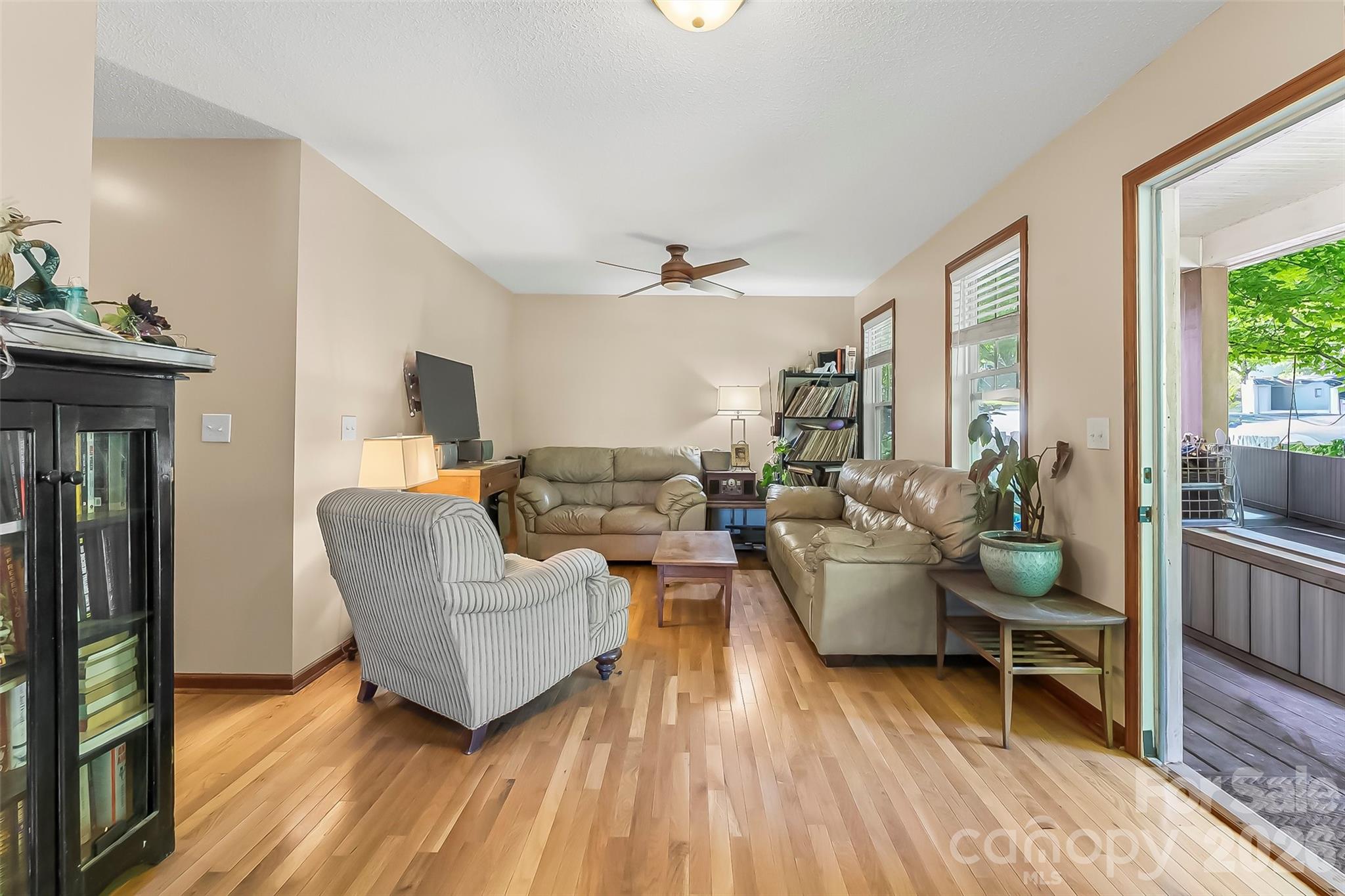 5 Springmill Drive