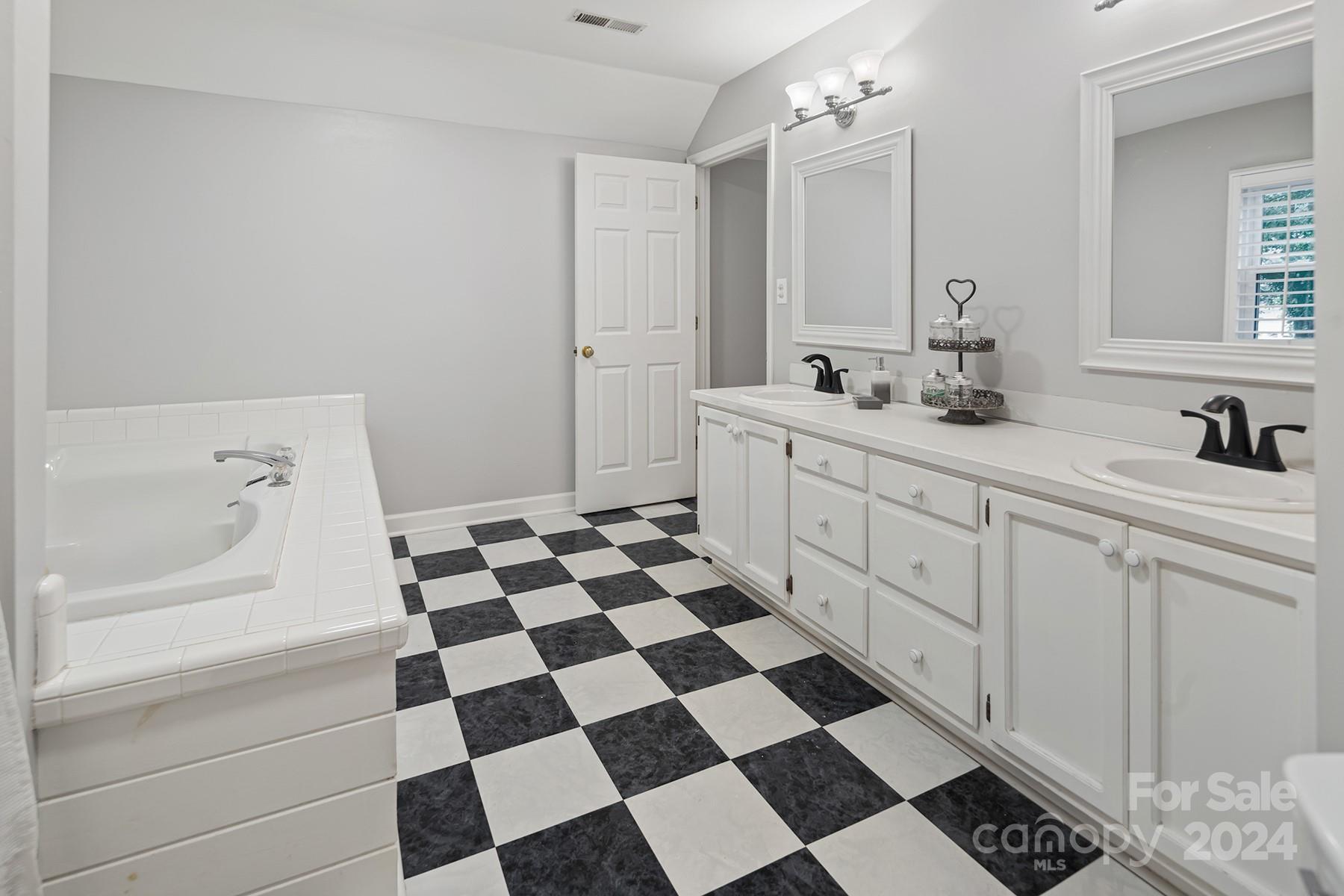 Wedgewood - Residential