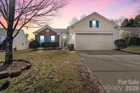 1528 Oakdale Green Drive 150 Charlotte NC 28216