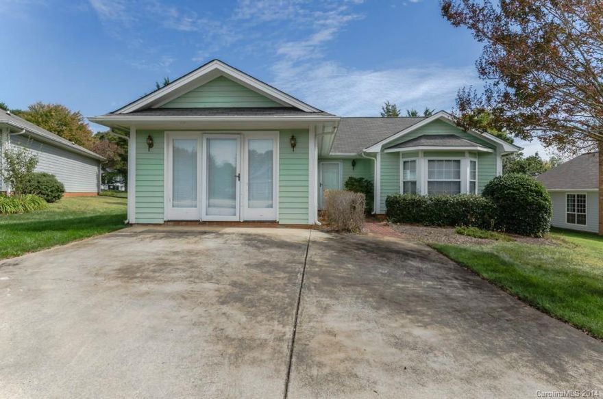 Awesome location, Mulberry Village in Fort Mill's Regent Park.  Spacious ranch home, 3 bed/3 full baths on main floor.  Home has new carpet, gas log fireplace, crown molding, oak cabinets, bay window, backyard with deck. HOA takes care of roof, yard, garbage removal, termite control and includes insurance premium that covers the structural shell of home. HOA will paint exterior of the home in first quarter of 2015.  Buyer will be allowed to pick exterior color! Seller to pay for home warranty.