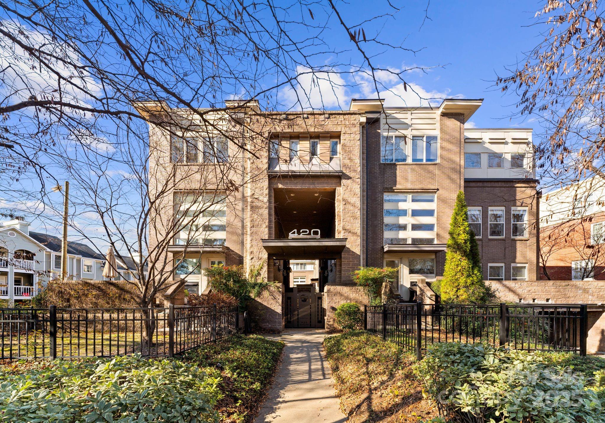 420 Queens Road 6