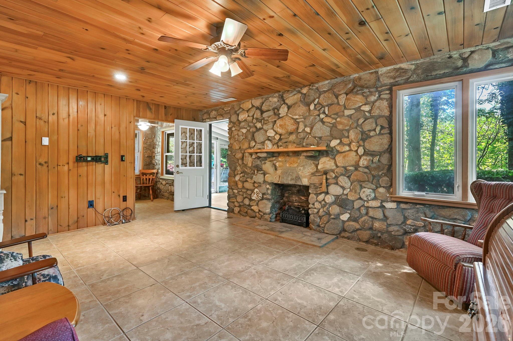 26 Candler School Road