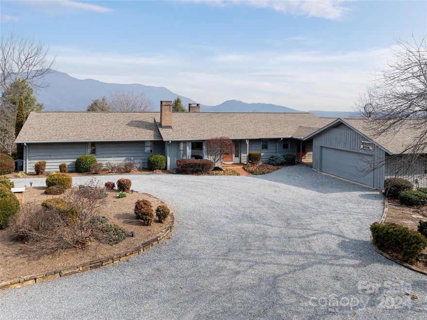 This captivating 3-bedroom, 2.5-bathroom home offers breathtaking panoramic views from its elevated position overlooking the Pacolet River. Situated on 69+- acres of picturesque land, this property is a haven for those who cherish both luxury and nature. With river frontage, it's a dream for avid hikers and outdoor enthusiast.Offering the perfect balance of convenience and serenity just minutes to all Tryon has to offer, as well as the Tryon Country Club golf course. Inside, the home radiates warmth and comfort, with ample spaces for entertaining and relaxation. Expansive decks and a screened porch extend the living area outdoors, providing ideal spots to soak in the surroundings.The highlight of the home is undoubtedly the extraordinary indoor pool. Paired with a 2-bedroom, 1-bathroom guest apartment and wet bar, the pool area offers a luxurious retreat. Privacy, tranquility, and awe-inspiring views define this exceptional property, creating an idyllic retreat.