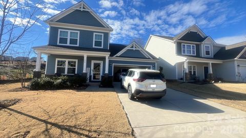 Photo of 194 Canada Drive, Statesville, NC 28677 (MLS # 4338533)