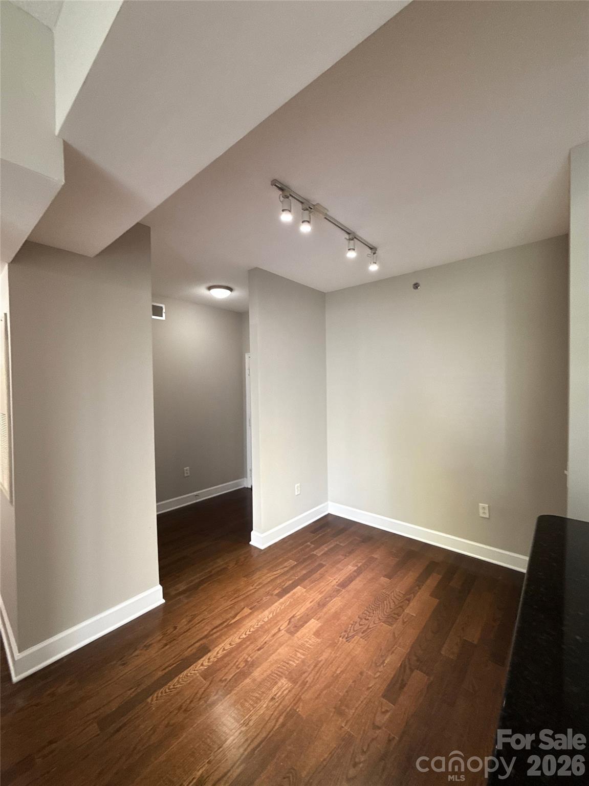1315 East Boulevard 407
