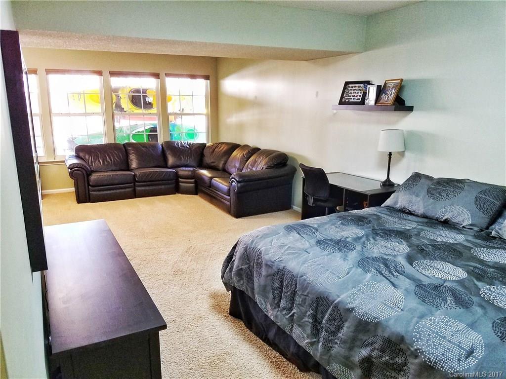 Knightsbridge - Residential