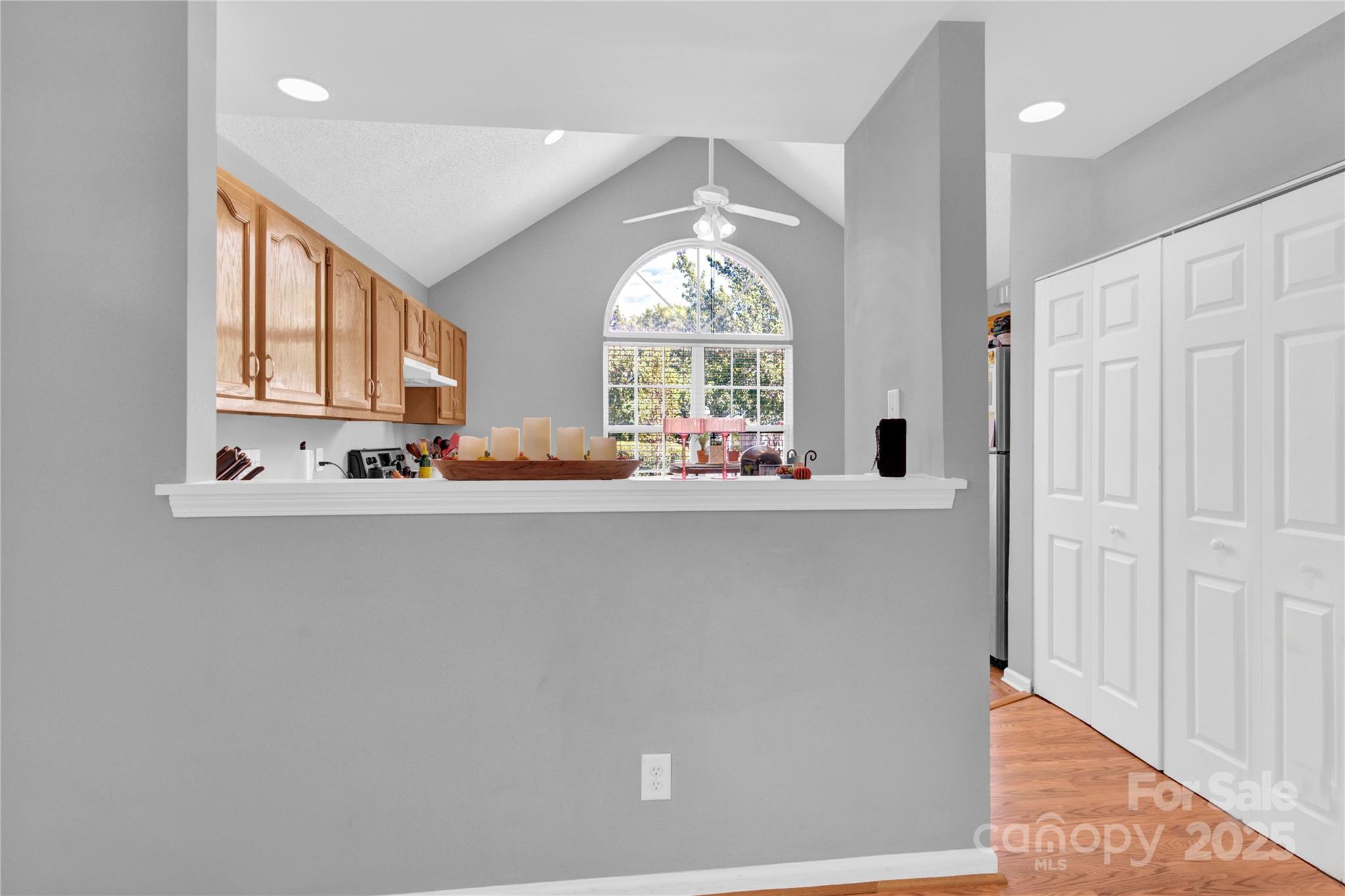 8811 Roseton Lane