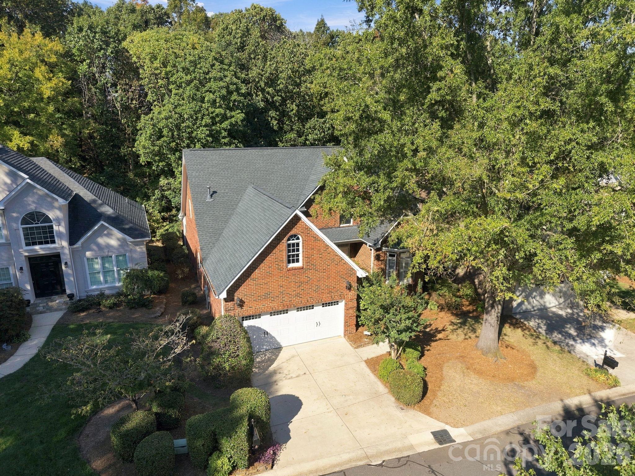 10417 Newberry Park Lane