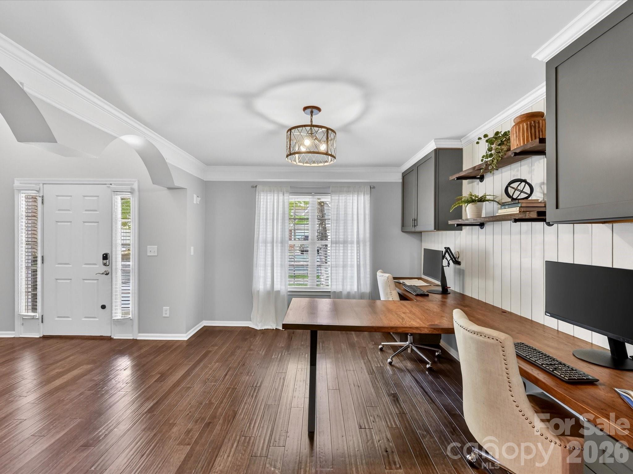 19040 Oakhurst Boulevard