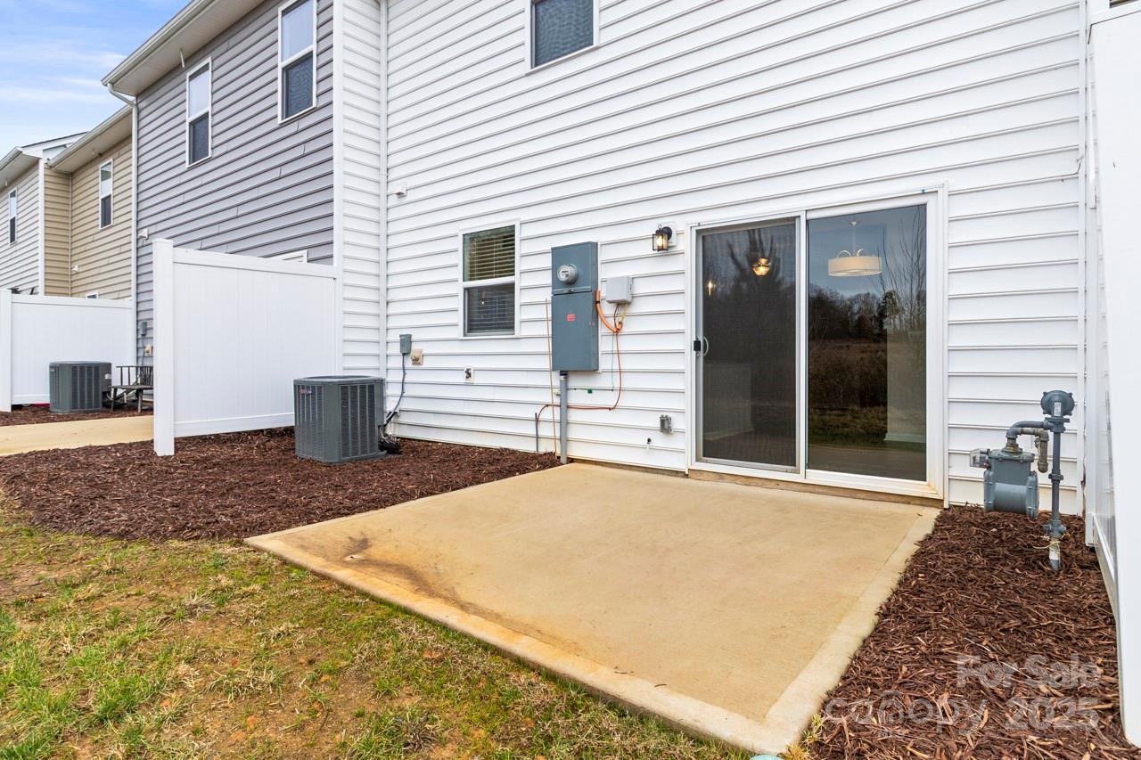 3776 Yorkshire Place