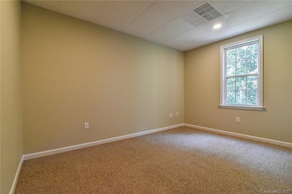 Oak Crest - Residential