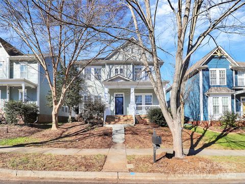 Photo of 17731 N Shore Circle, Cornelius, NC 28031 (MLS # 4331193)