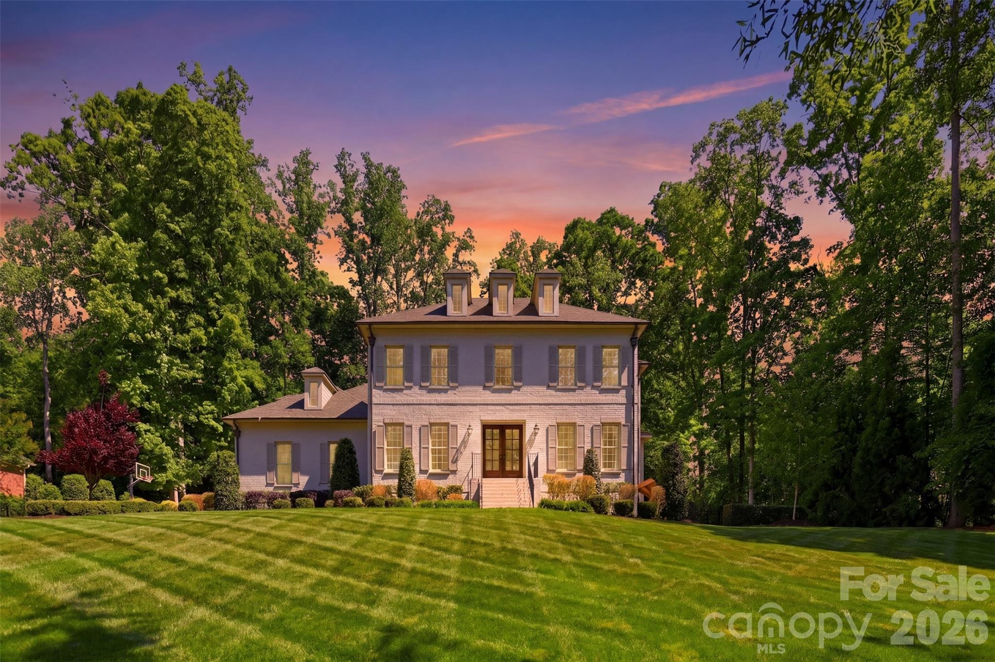 2510 Gleneagles Drive