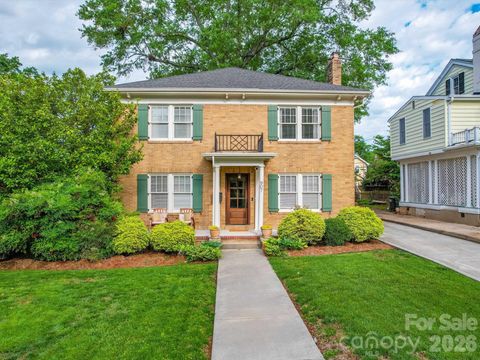 Photo of 907 Edgewood Circle, Gastonia, NC 28052 (MLS # 4373699)