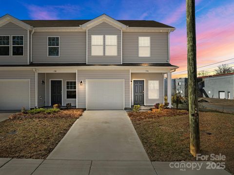 136 S Bell Avenue, Albemarle, NC 28001 - MLS#: 4231159