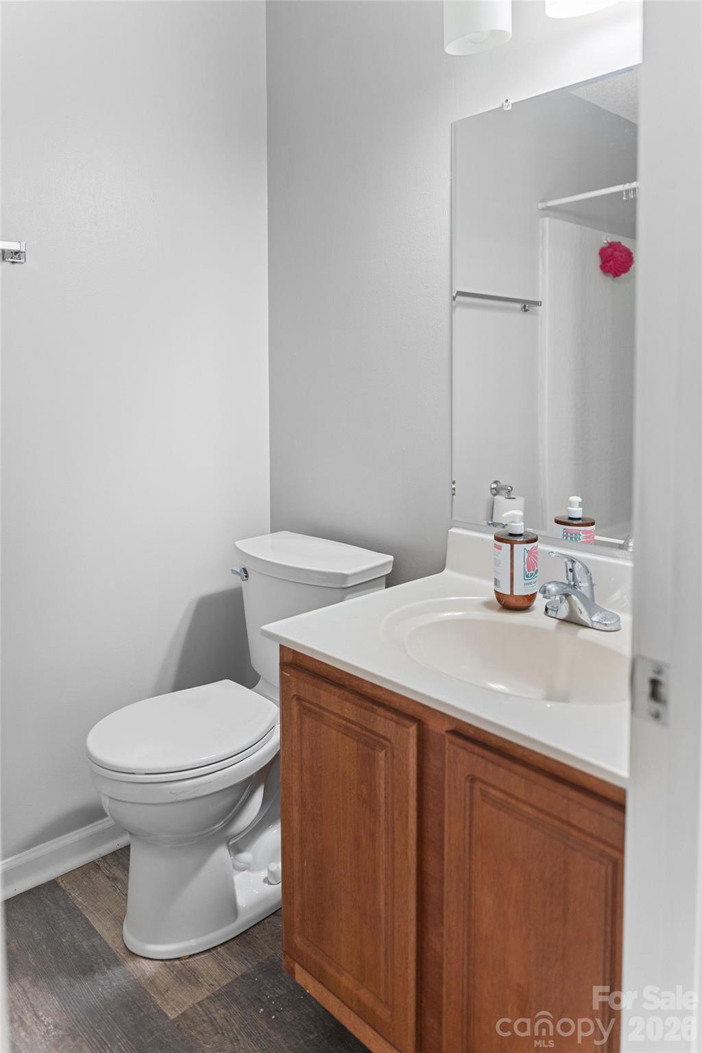 3113 Queensdale Drive