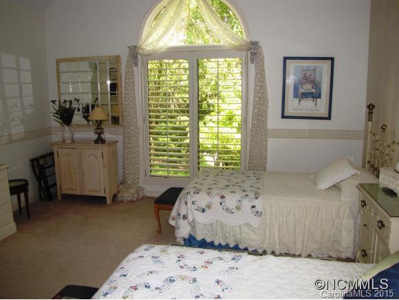 Deerlake Village - Residential