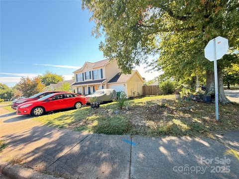 Photo of 825 Callahan Street, Charlotte, NC 28206 (MLS # 4310078)