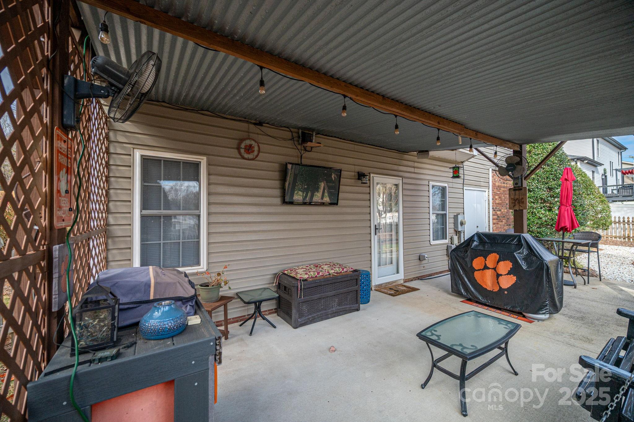 Easthampton - Residential