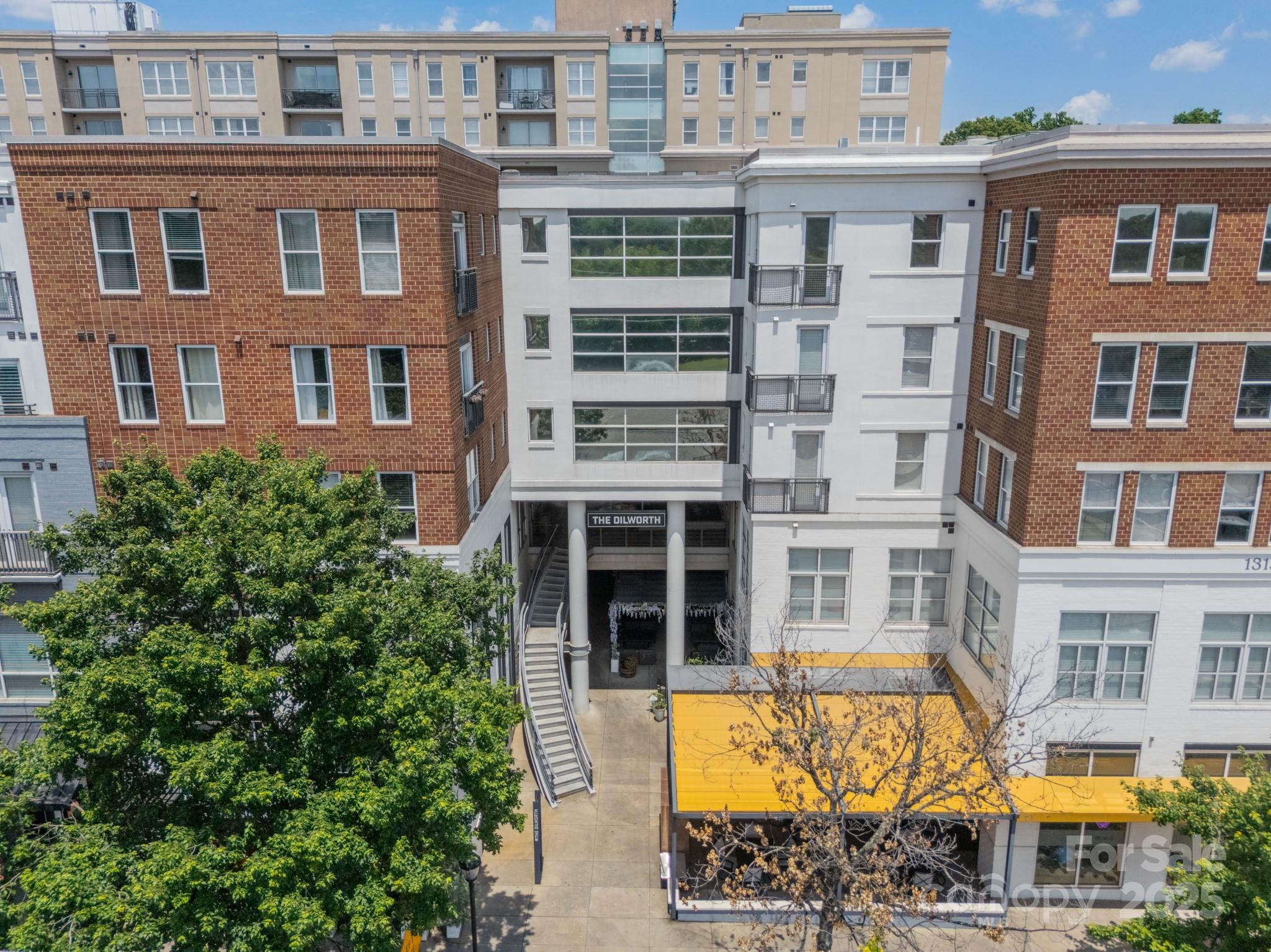 1315 East Boulevard 327