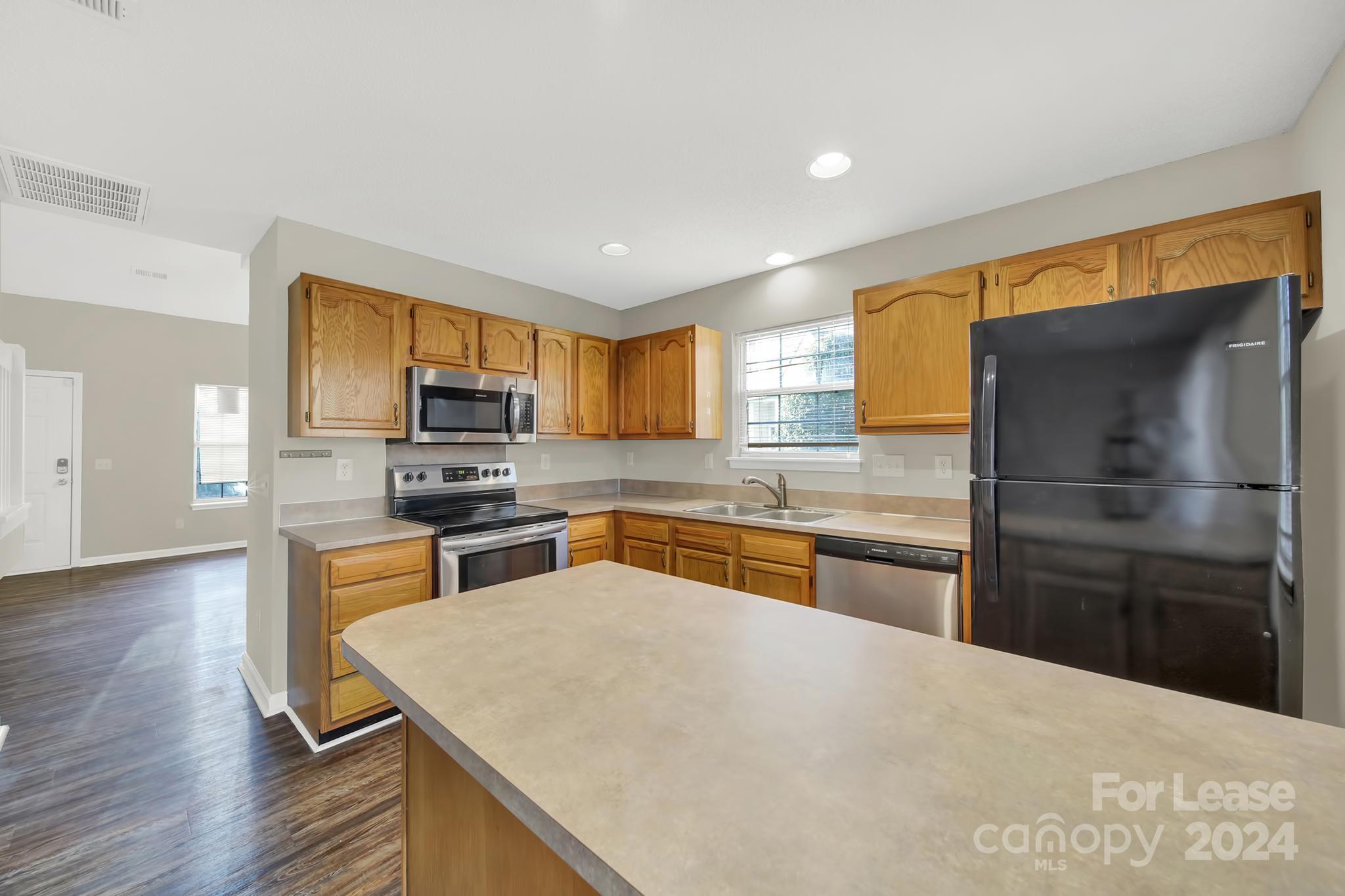 Prescott Village - Residential Lease