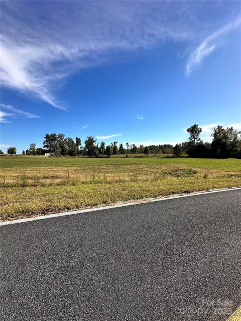 Photo of 6+ Acres Sprinkle Road, Statesville, NC 28625 (MLS # 4311724)