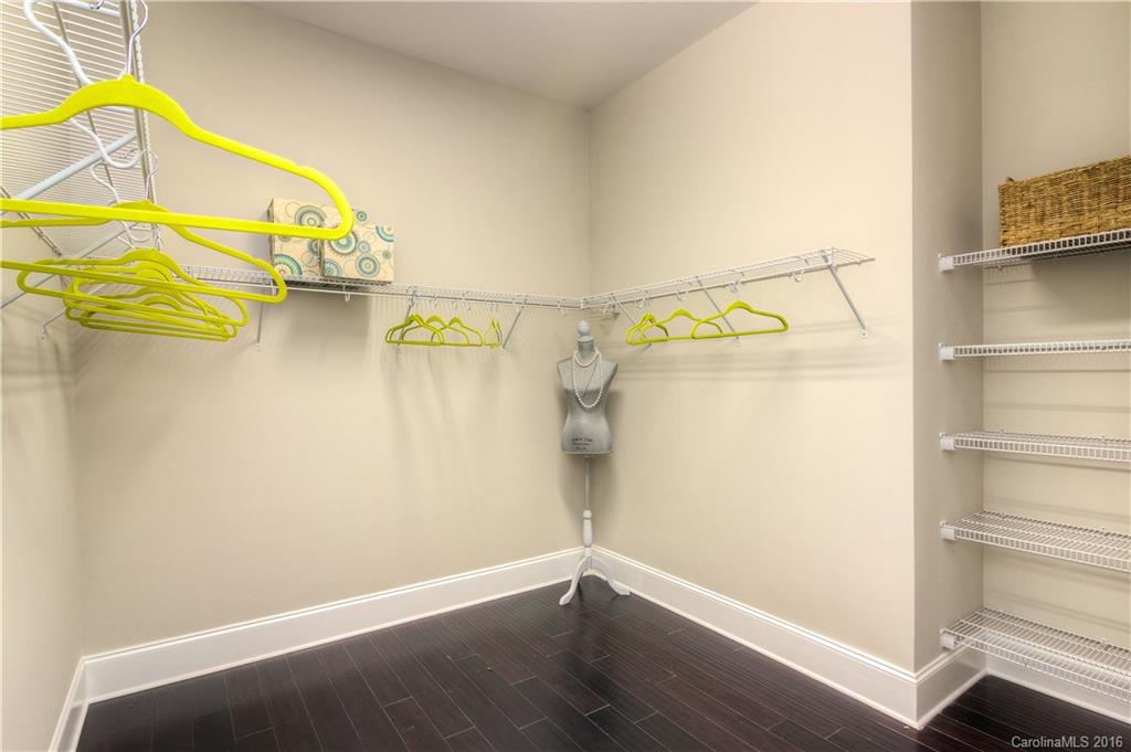 The Manors at Lake Ridge - Residential