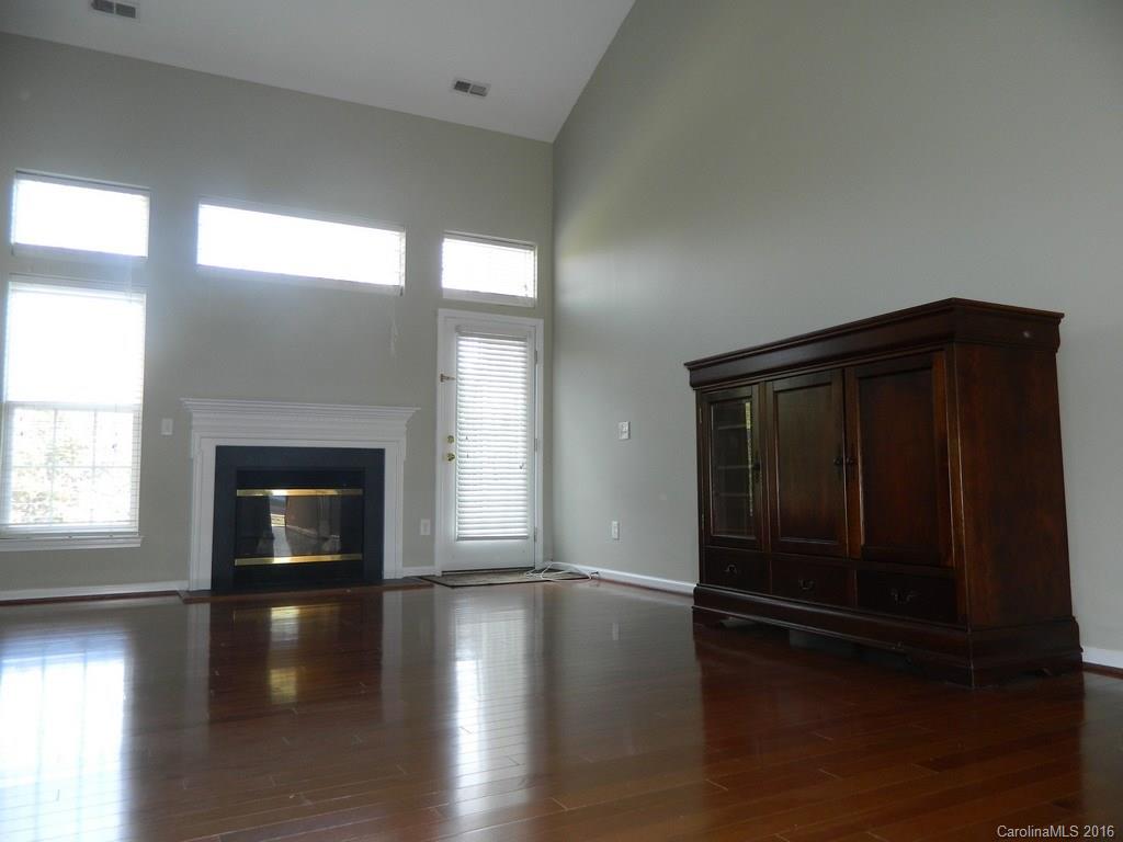 Robinwood Village - Residential Lease