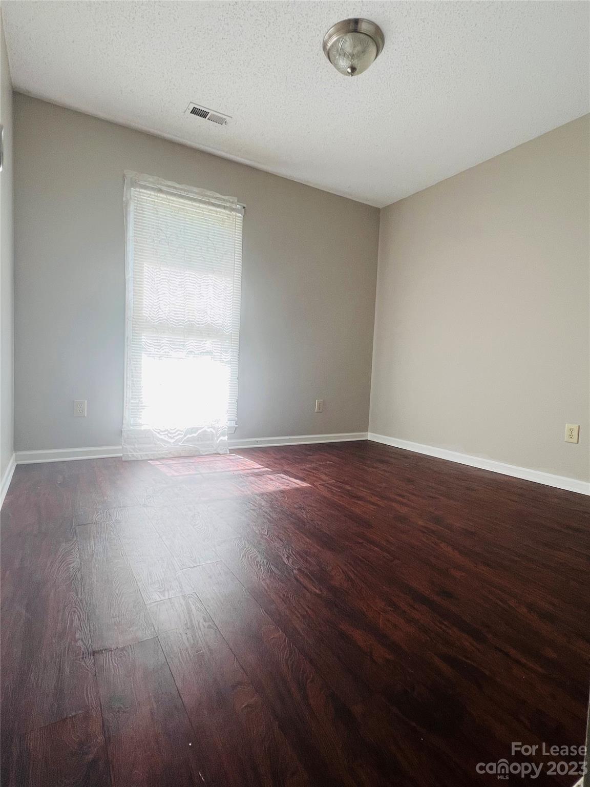 Mcalpine Woods - Residential Lease