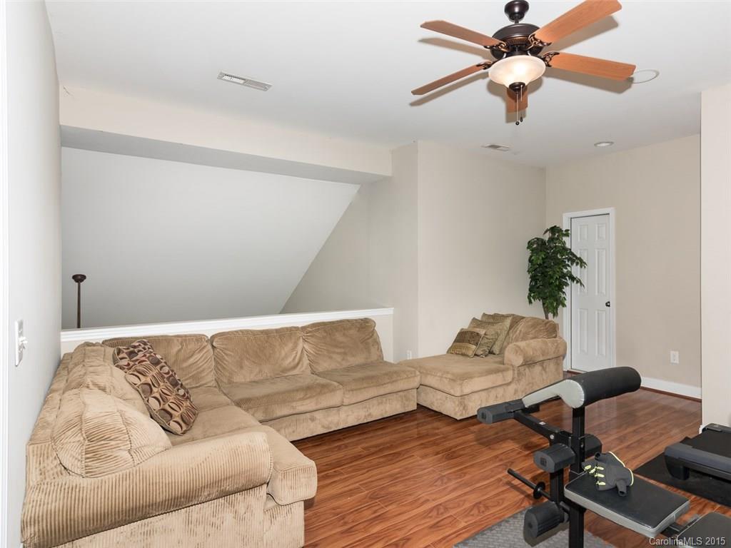 Hubbard Falls - Residential