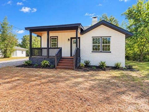 Photo of 109 2nd Street, Lilesville, NC 28091 (MLS # 4437821)