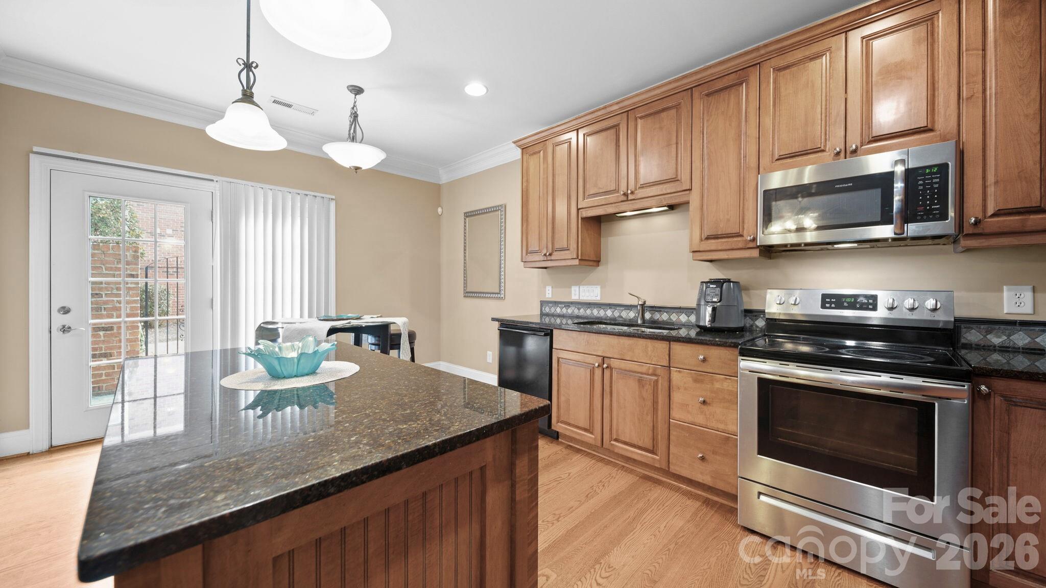 Beacon Knoll Villas - Residential