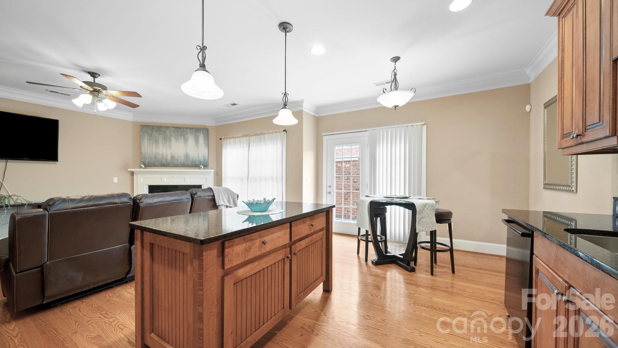 Beacon Knoll Villas - Residential