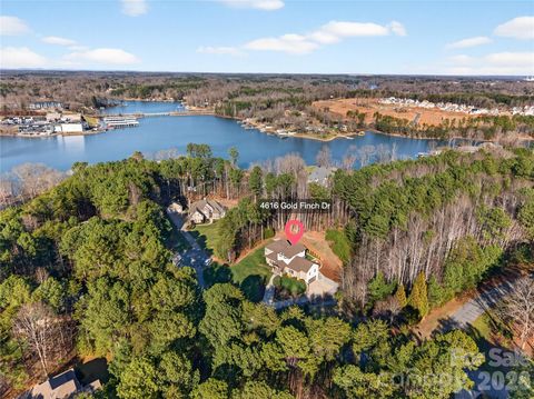 Photo of 4616 Gold Finch Drive, Denver, NC 28037 (MLS # 4336014)